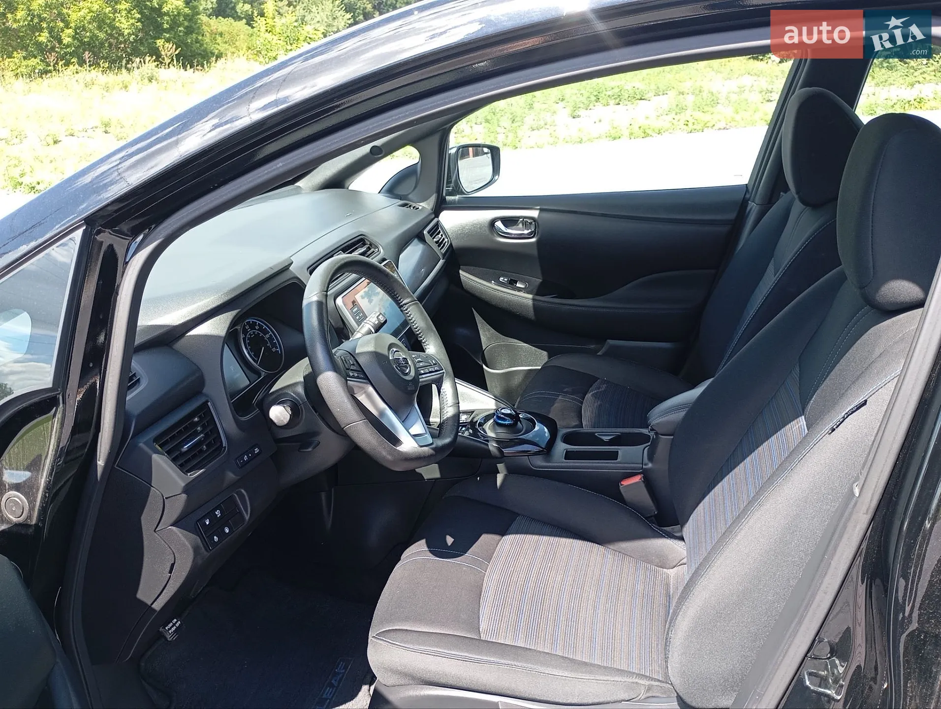 2022 Nissan Leaf - мініатюра 19
