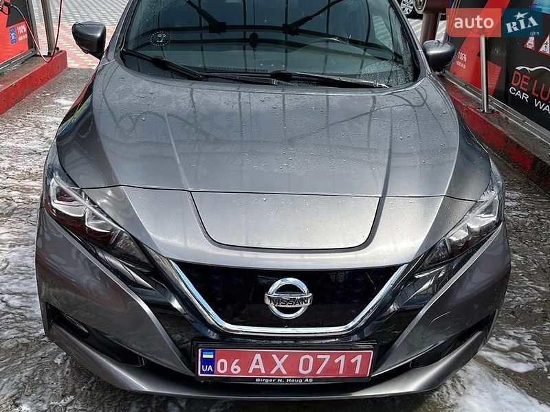 Хэтчбек Nissan Leaf 2018 в Полтаве