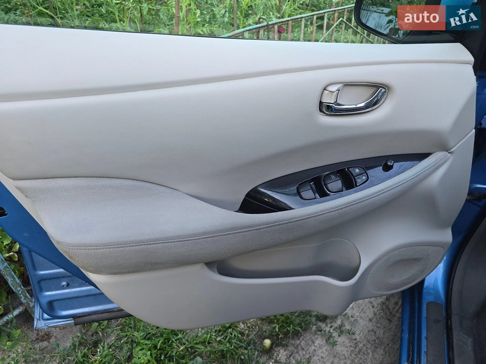 2012 Nissan Leaf - мініатюра 15