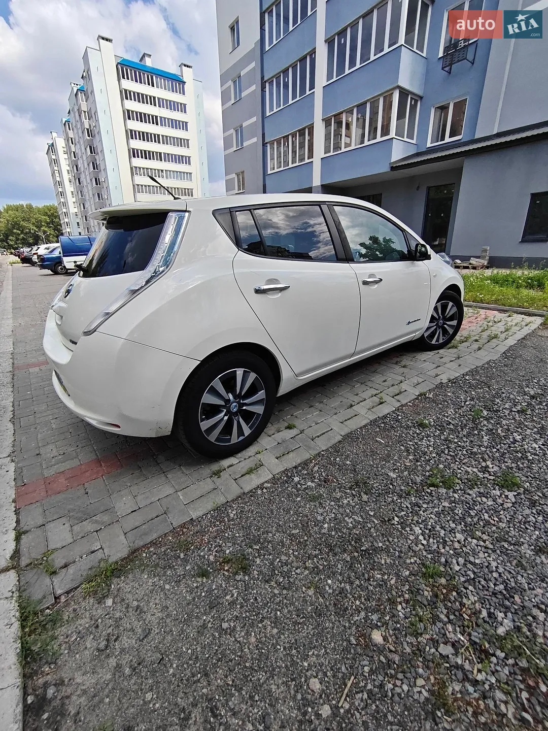 2013 Nissan Leaf - мініатюра 16