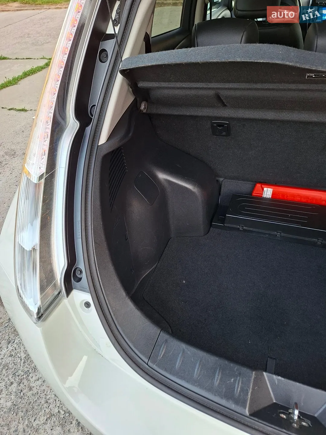 2014 Nissan Leaf - мініатюра 50