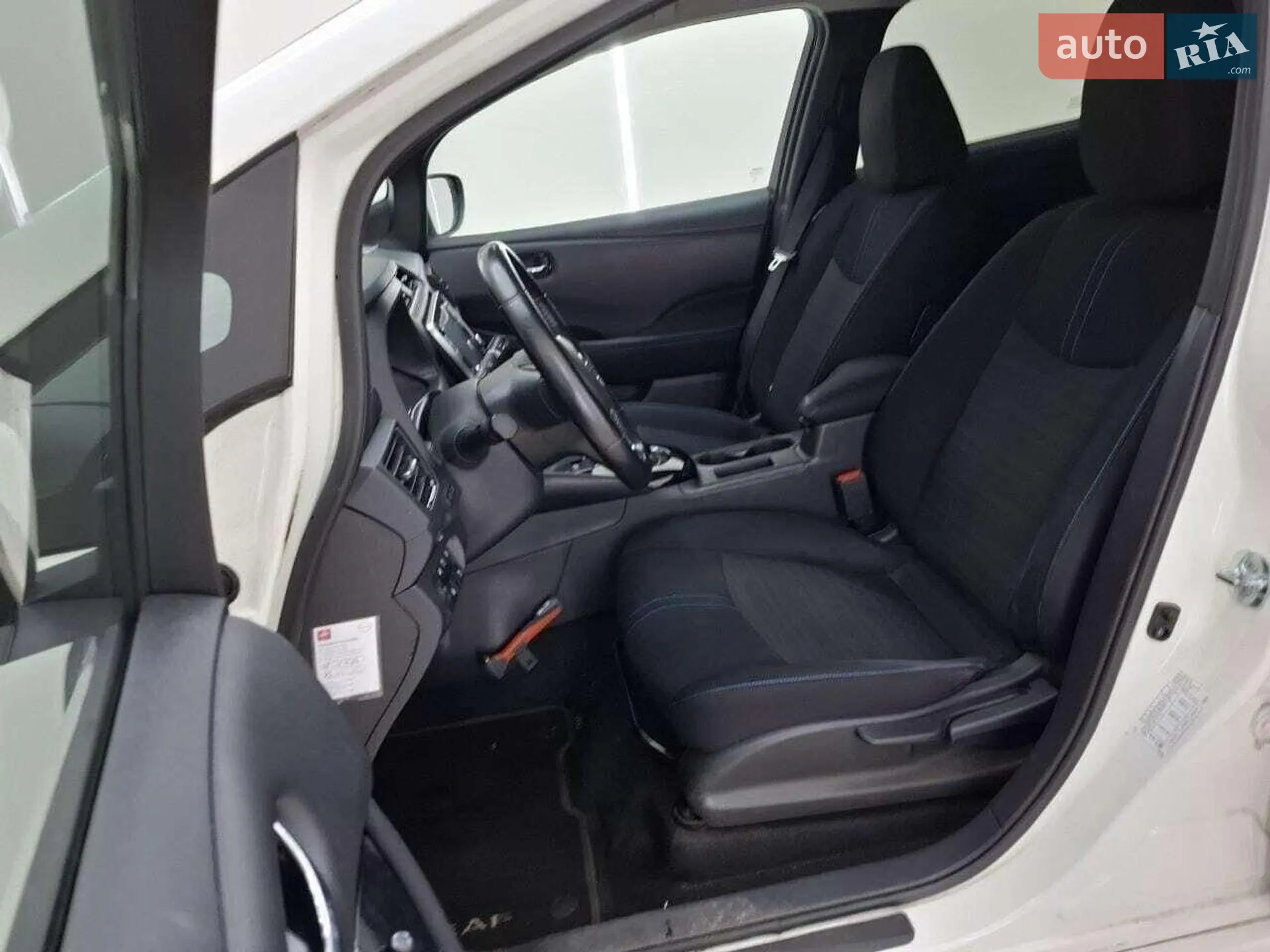 2019 Nissan Leaf - мініатюра 6