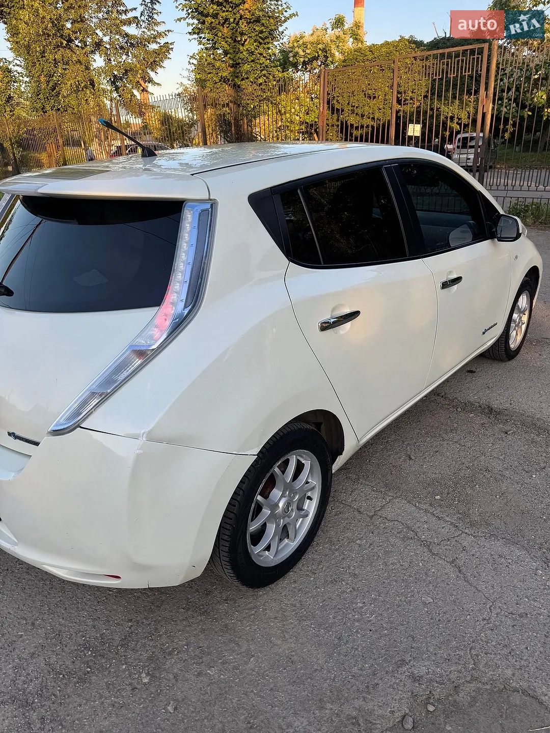 2011 Nissan Leaf - мініатюра 5