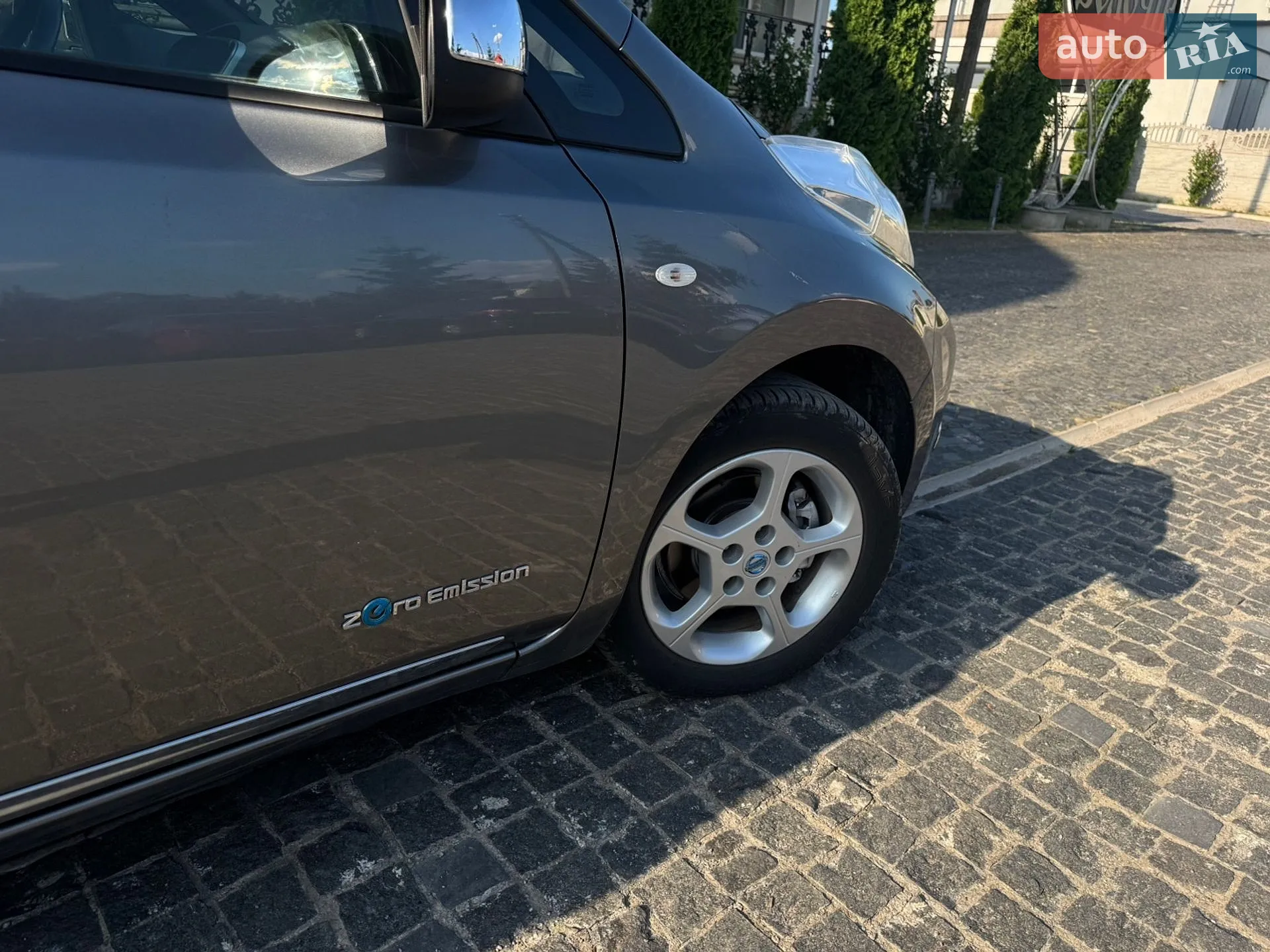 2014 Nissan Leaf - мініатюра 11