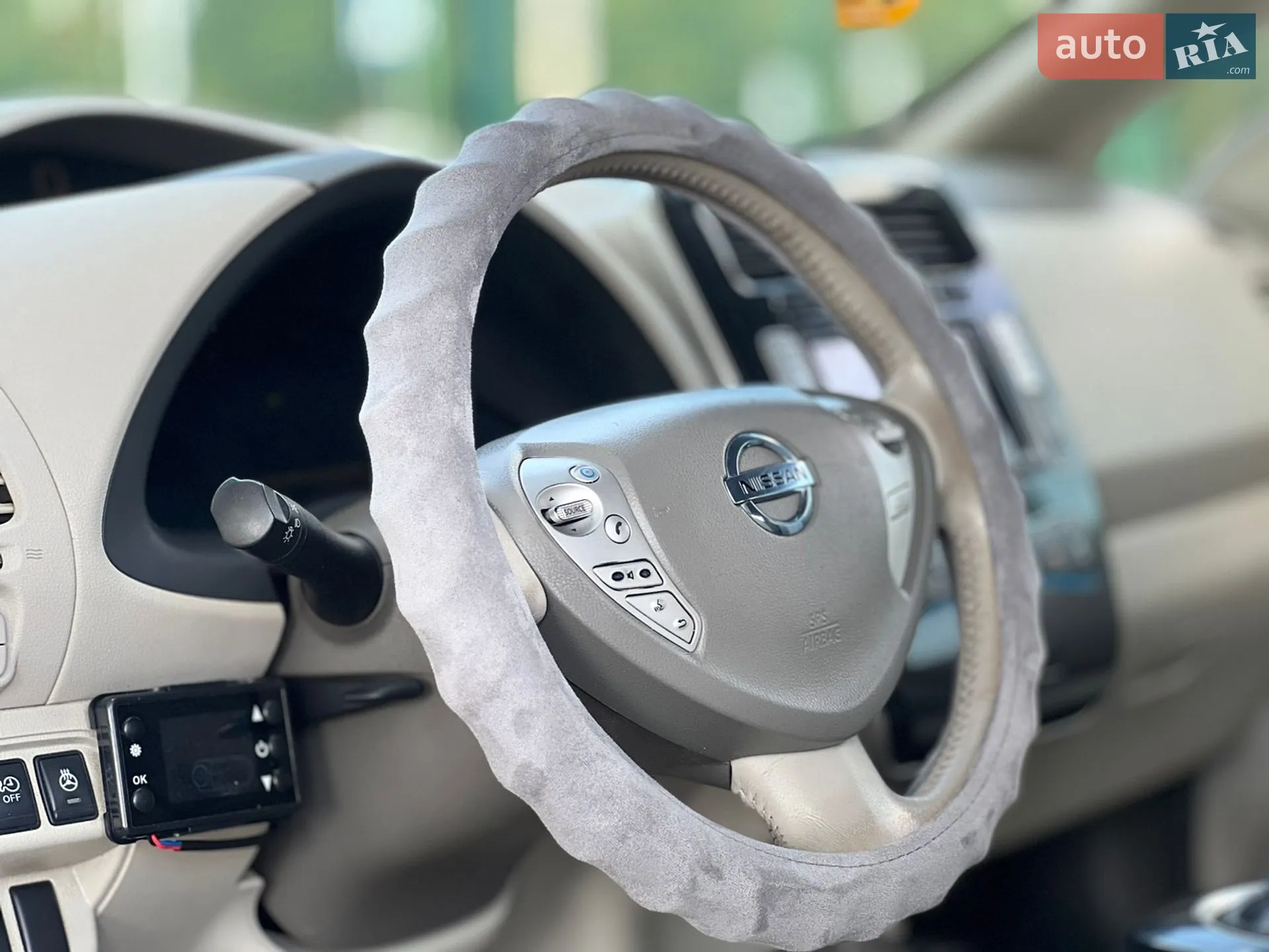 2012 Nissan Leaf - мініатюра 12