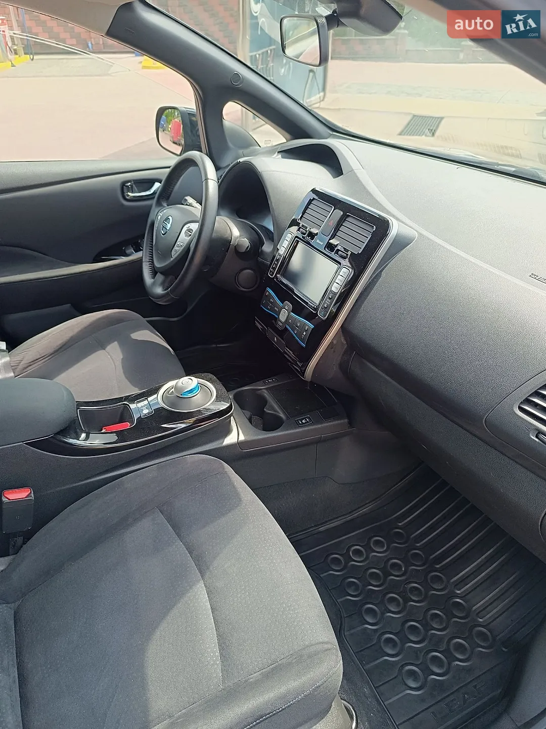 2017 Nissan Leaf - мініатюра 11