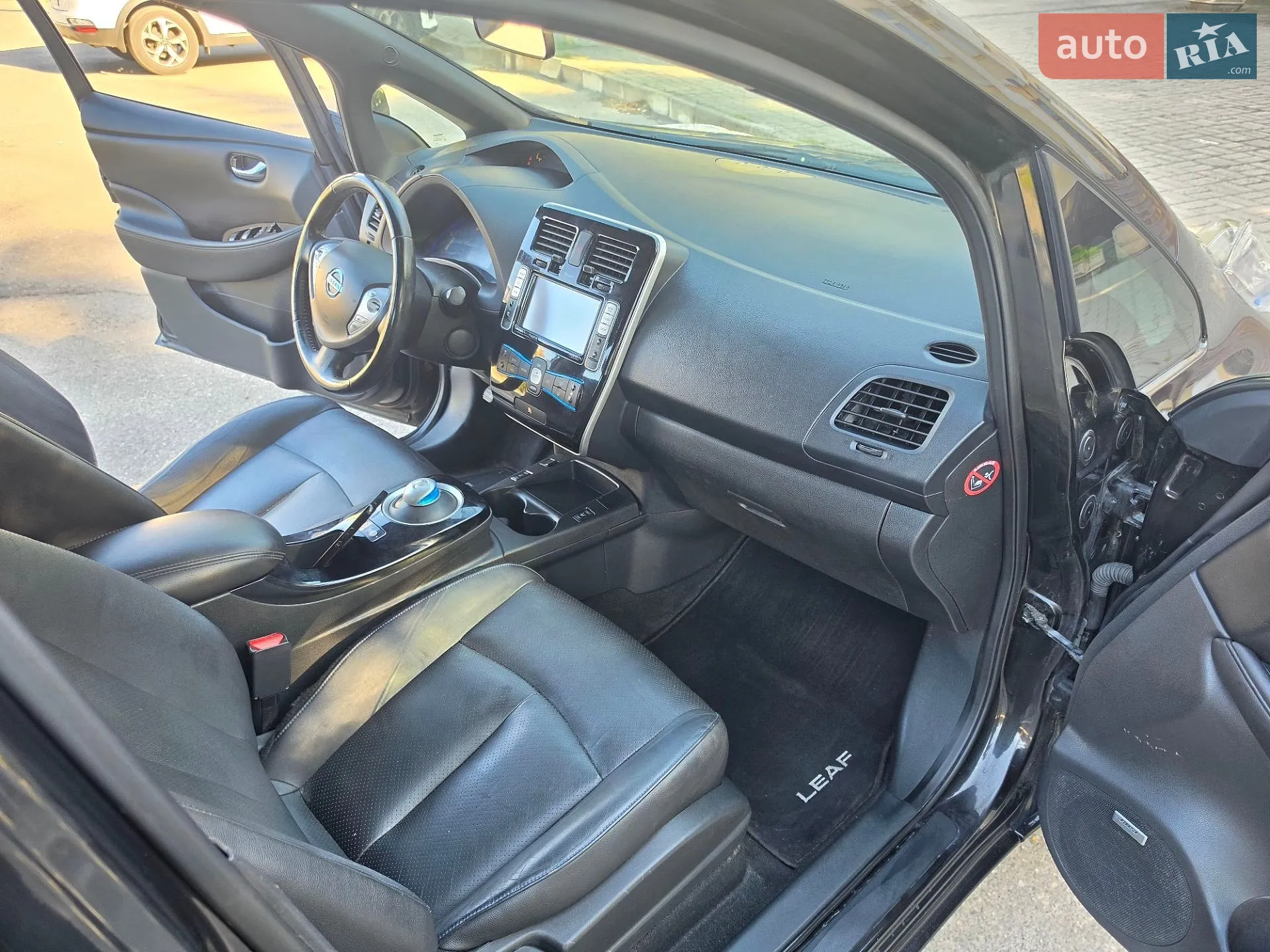 2013 Nissan Leaf - мініатюра 4