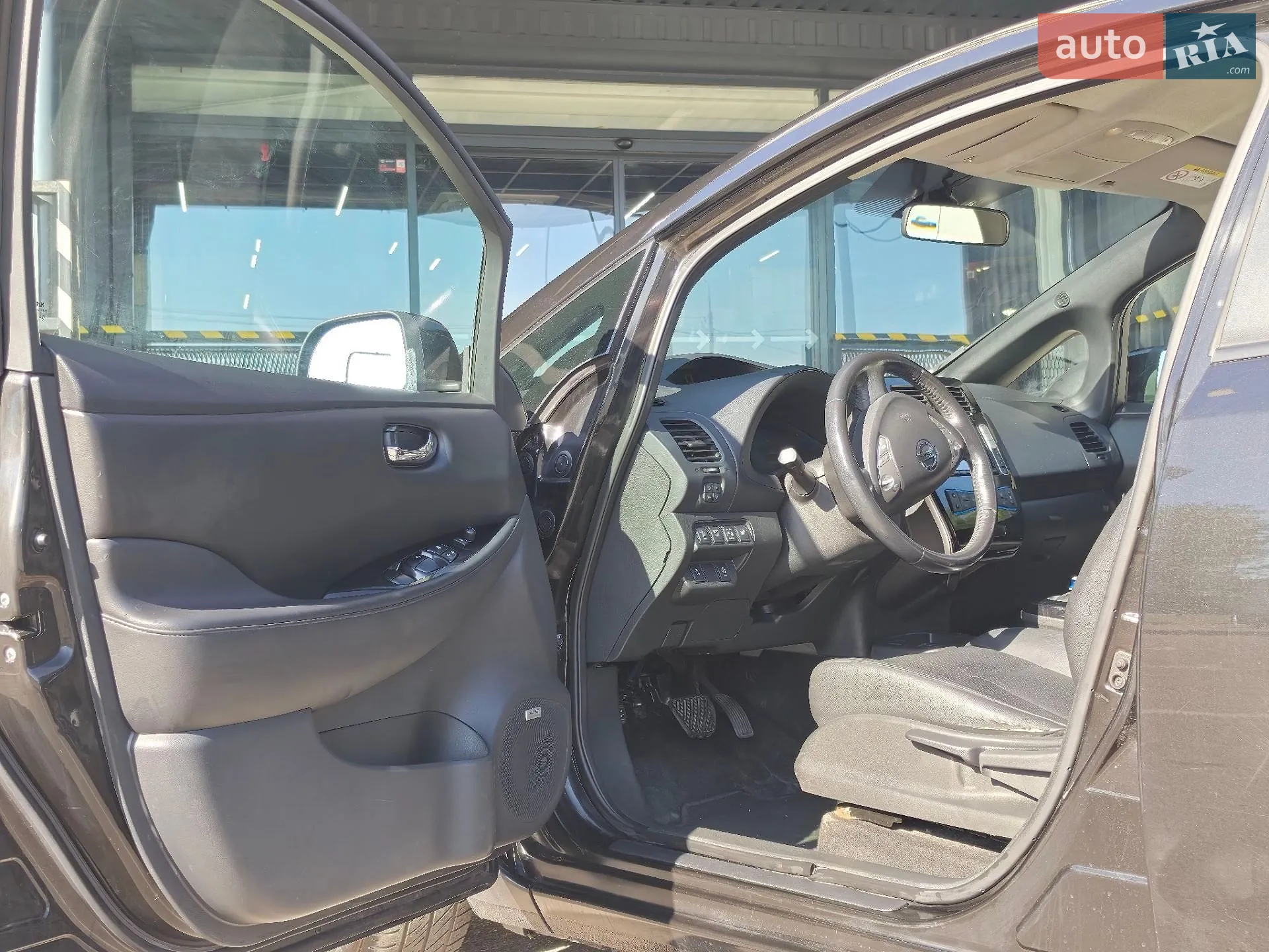 2013 Nissan Leaf - мініатюра 38