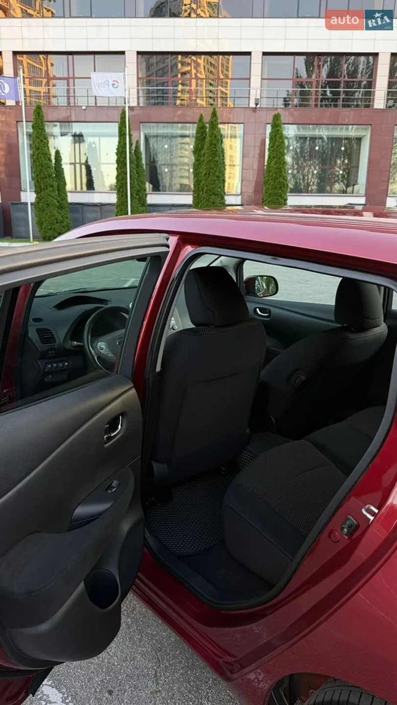 2015 Nissan Leaf - мініатюра 23