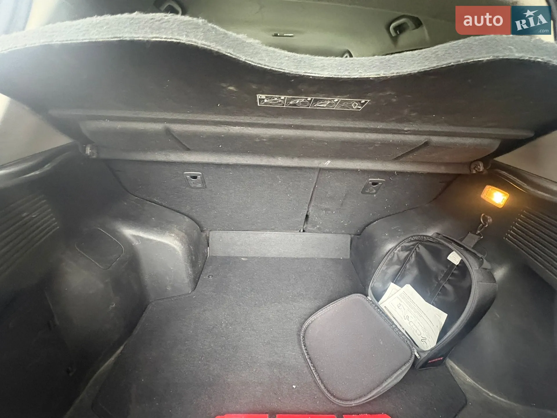 2013 Nissan Leaf - мініатюра 16