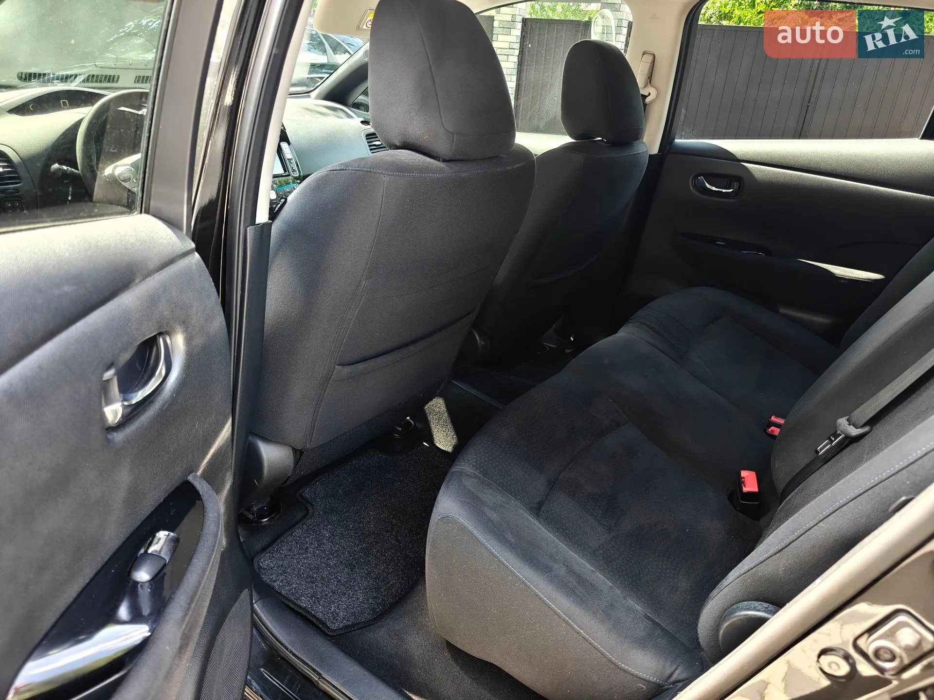 2015 Nissan Leaf - мініатюра 10