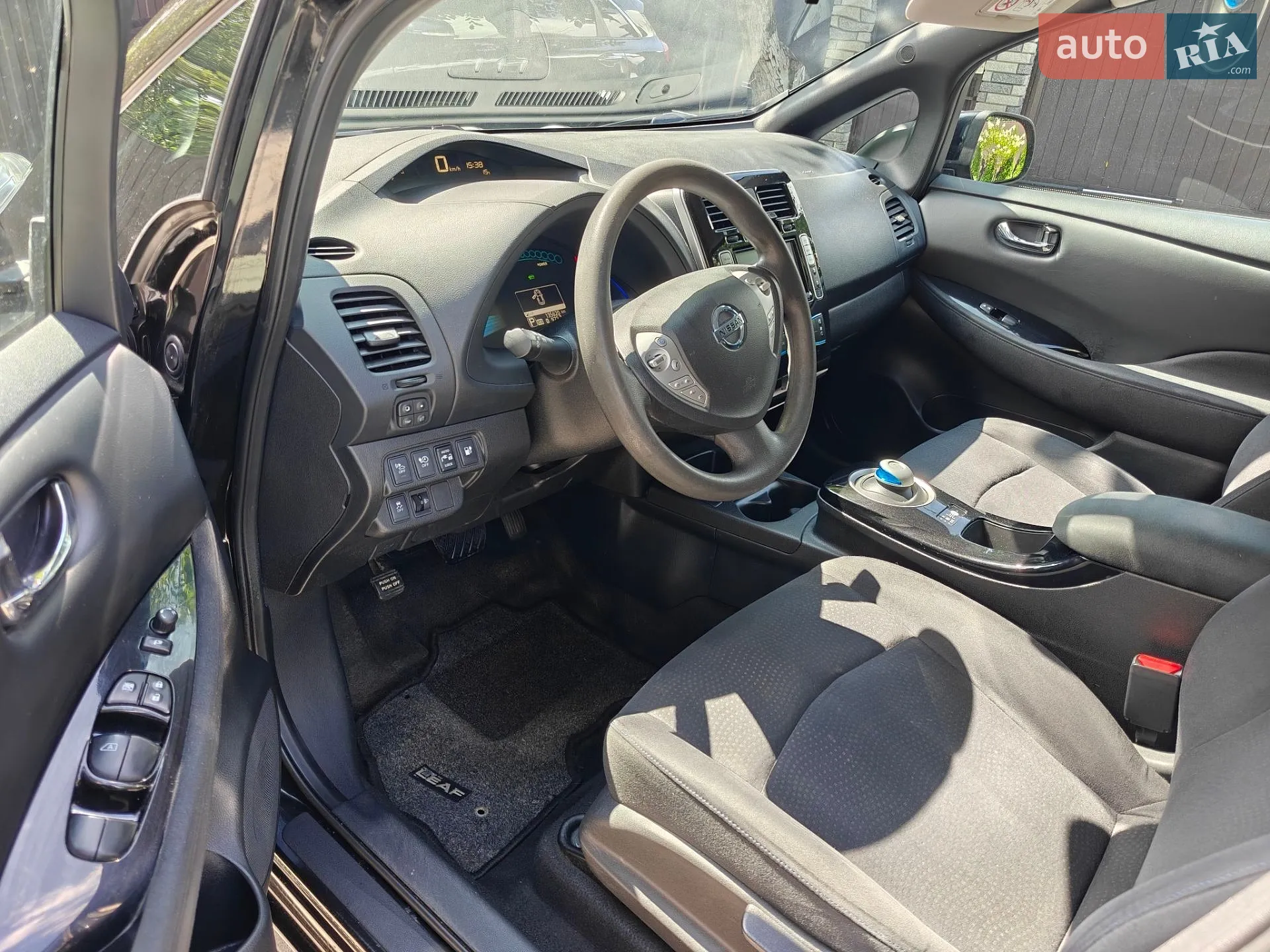 2015 Nissan Leaf - мініатюра 9