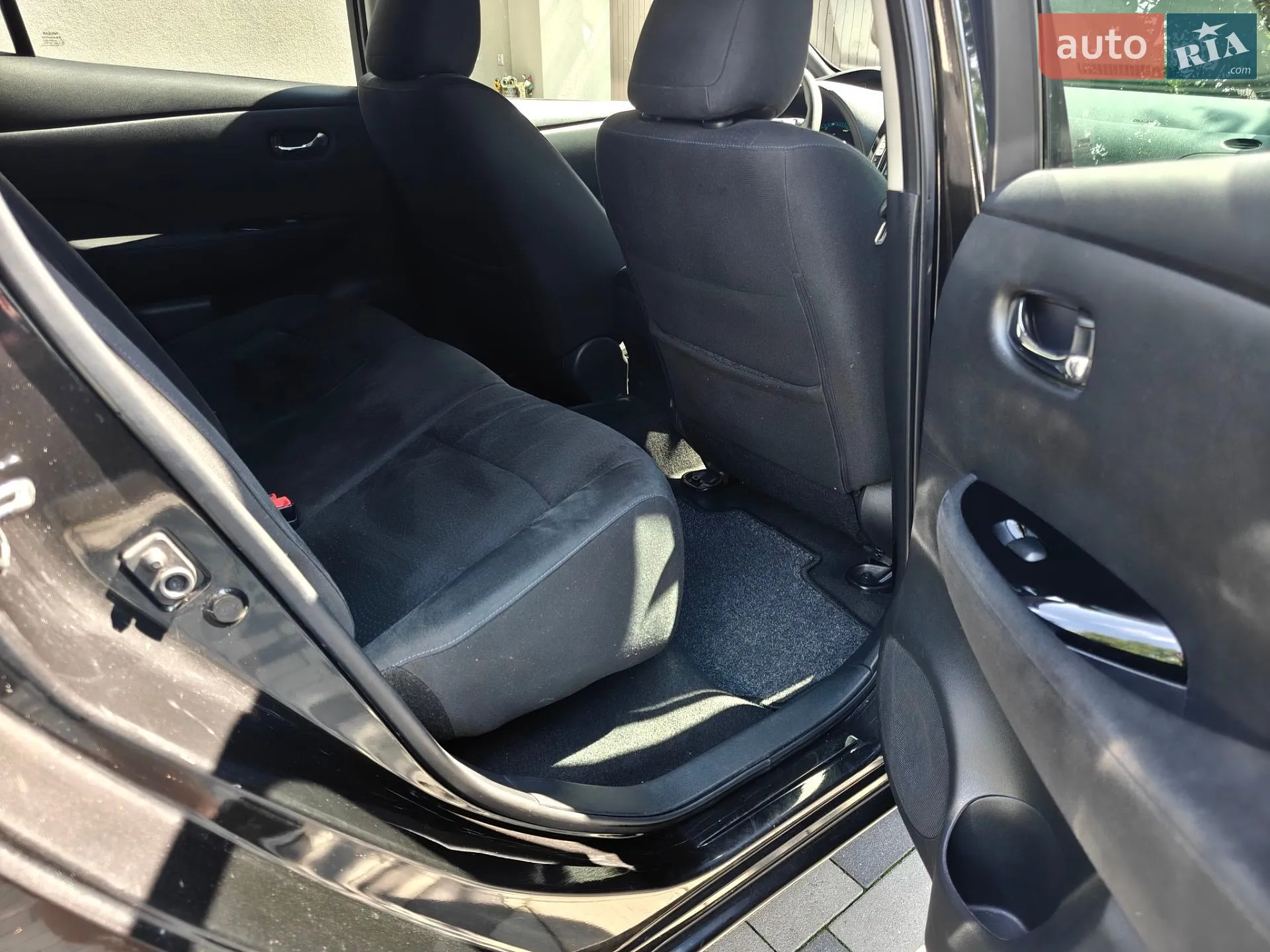 2015 Nissan Leaf - мініатюра 13