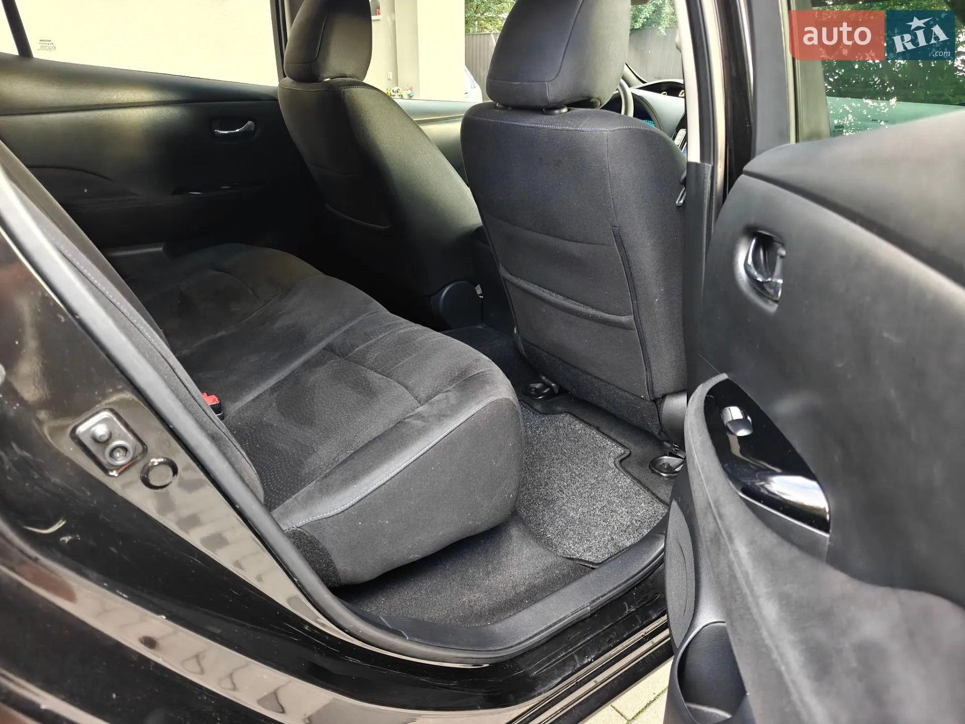 2015 Nissan Leaf - мініатюра 34