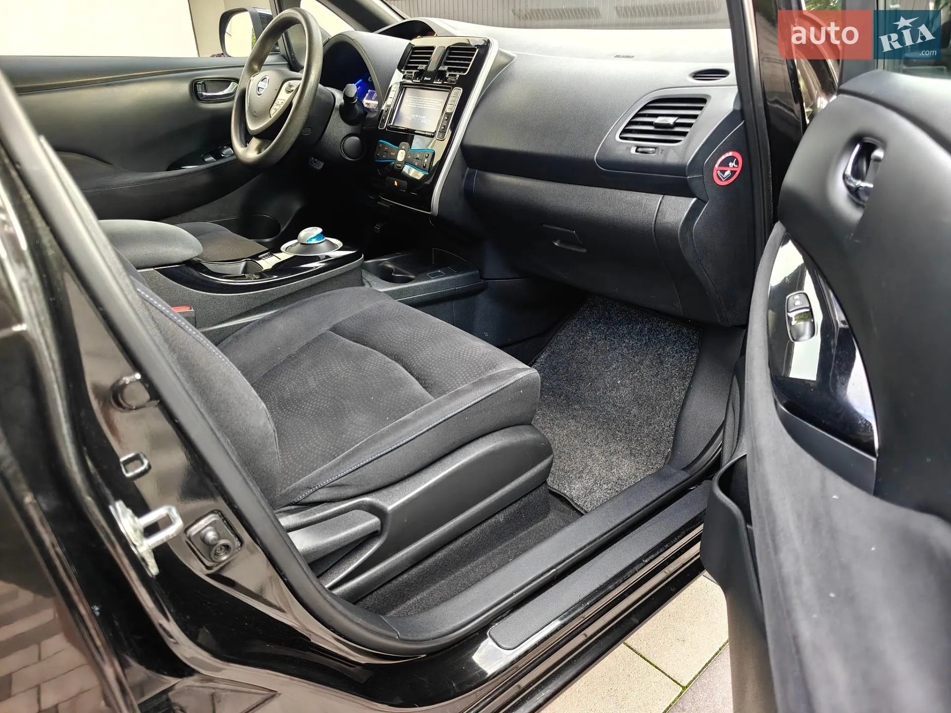 2015 Nissan Leaf - мініатюра 36