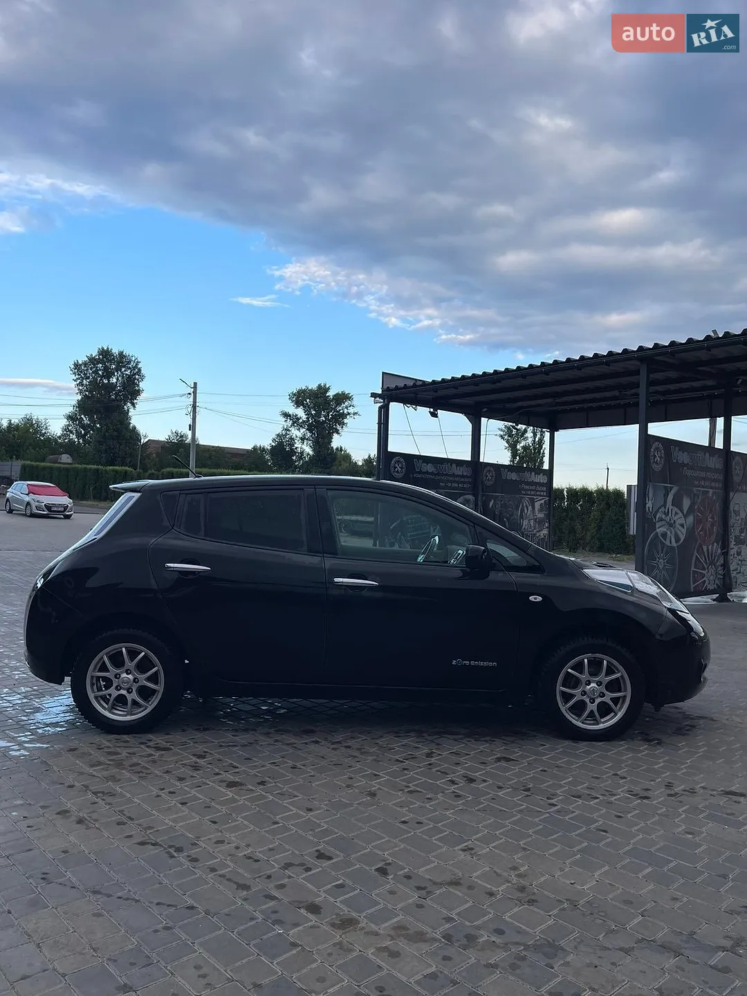 2014 Nissan Leaf - мініатюра 11