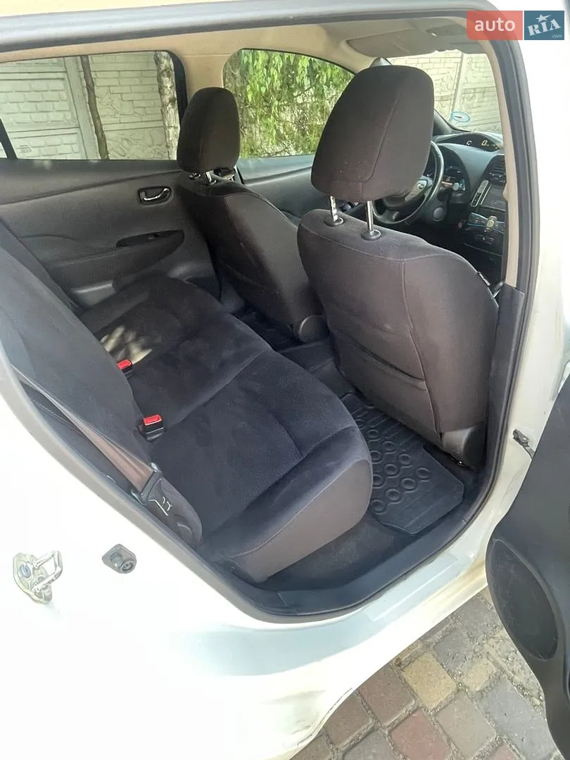 2015 Nissan Leaf - мініатюра 19