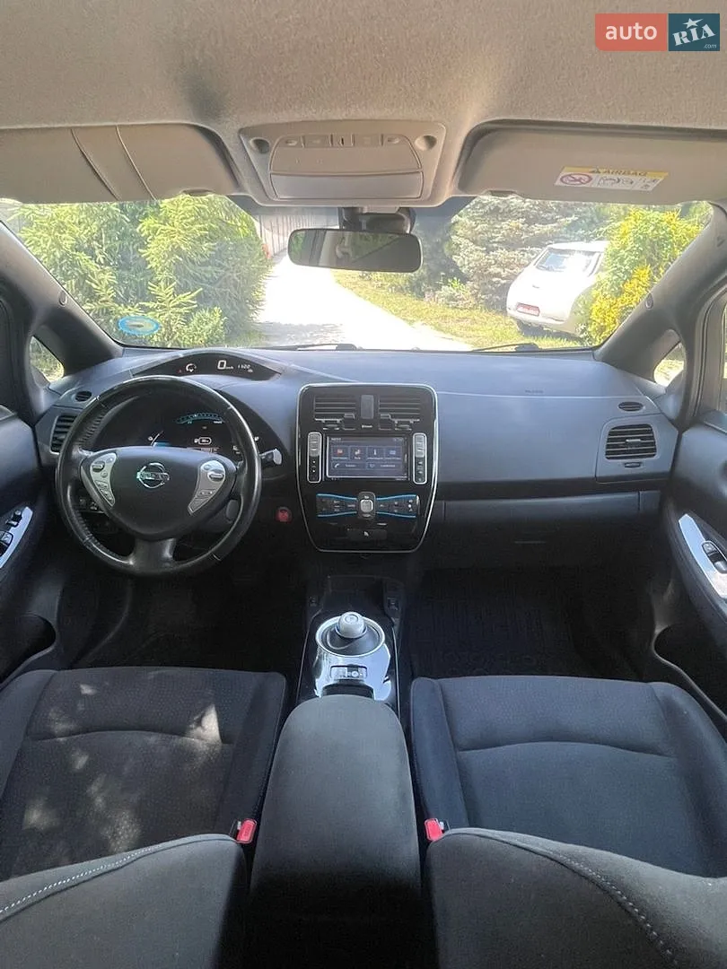 2015 Nissan Leaf - мініатюра 25