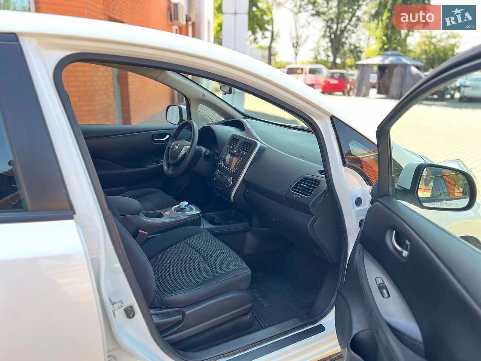 2016 Nissan Leaf - мініатюра 17