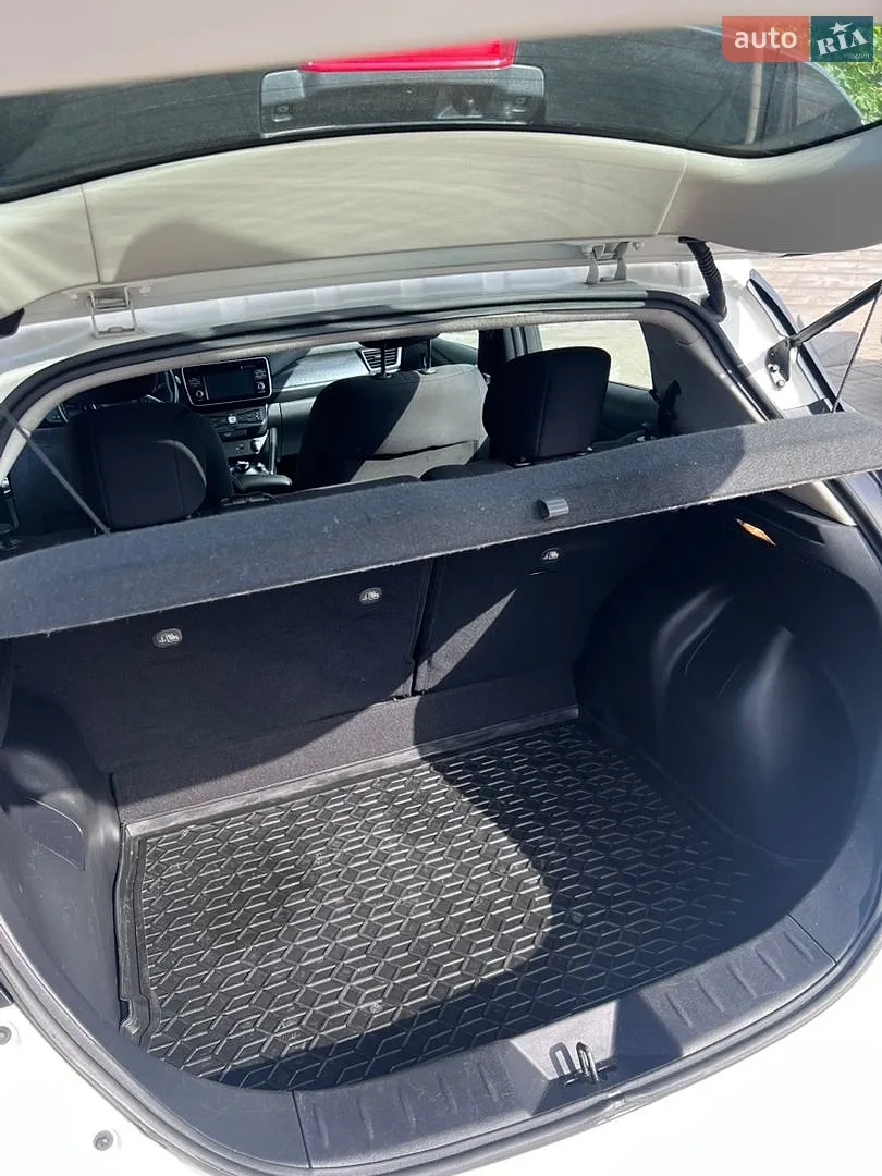 2018 Nissan Leaf - мініатюра 10