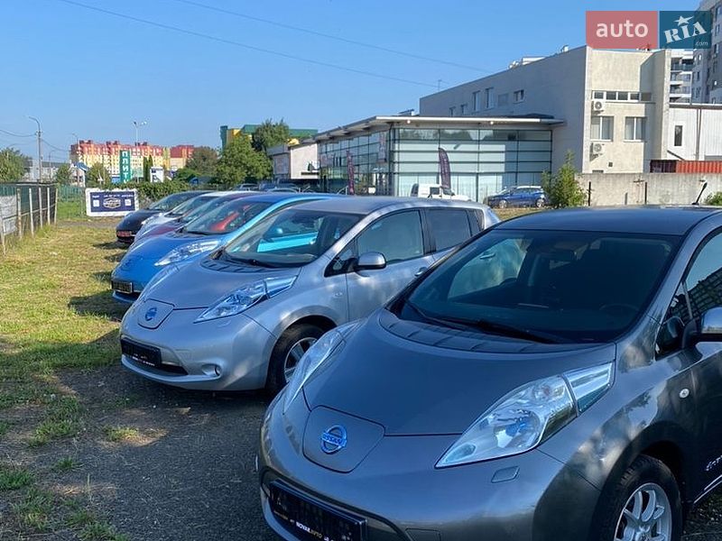 Хэтчбек Nissan Leaf 2012 в Луцке фото 22 Хэтчбек Nissan Leaf 2012 в Луцке