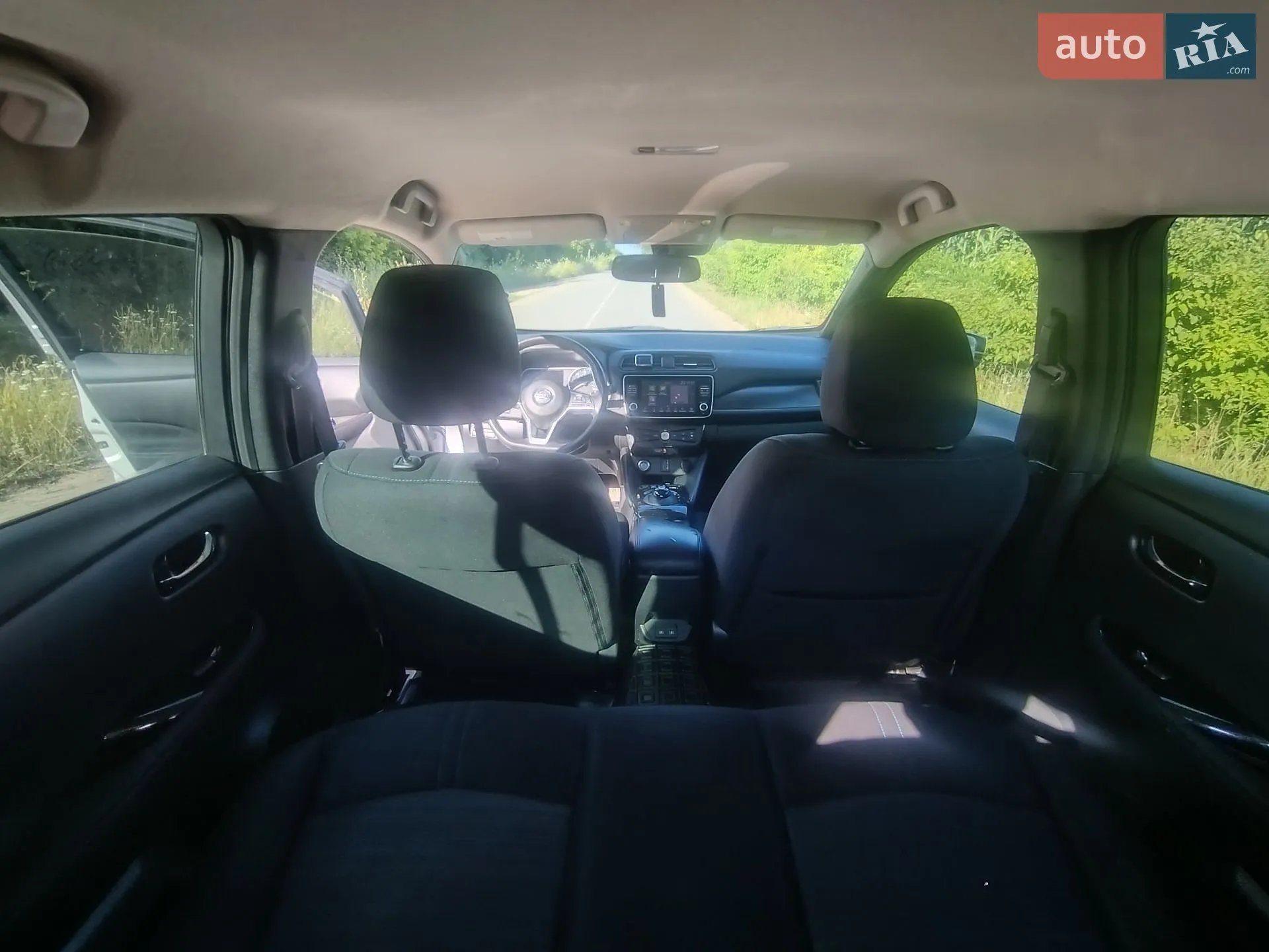 2020 Nissan Leaf - мініатюра 12