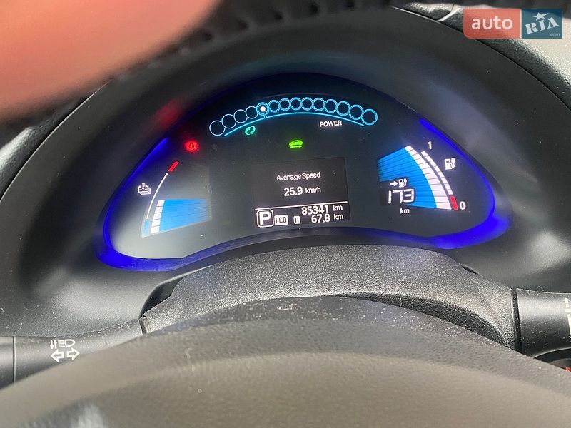 Хэтчбек Nissan Leaf 2017 в Львове