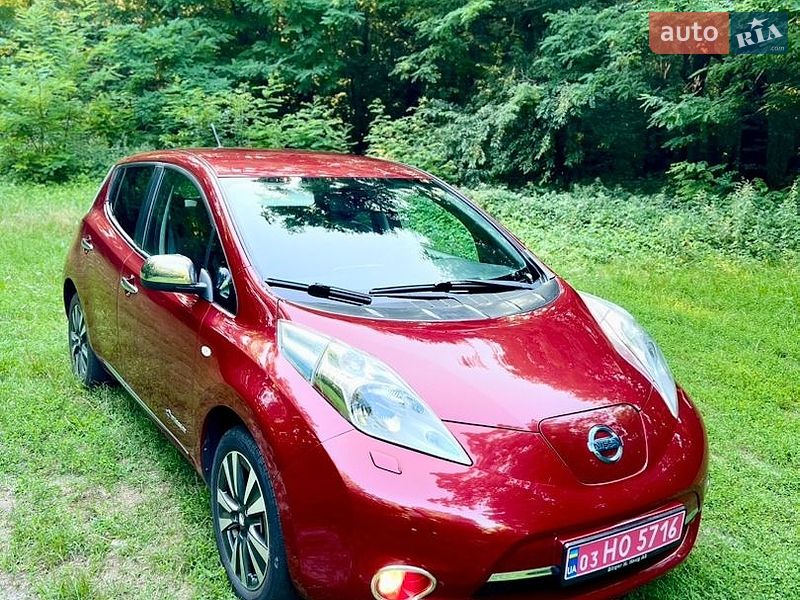 Nissan Leaf, фото из объявления