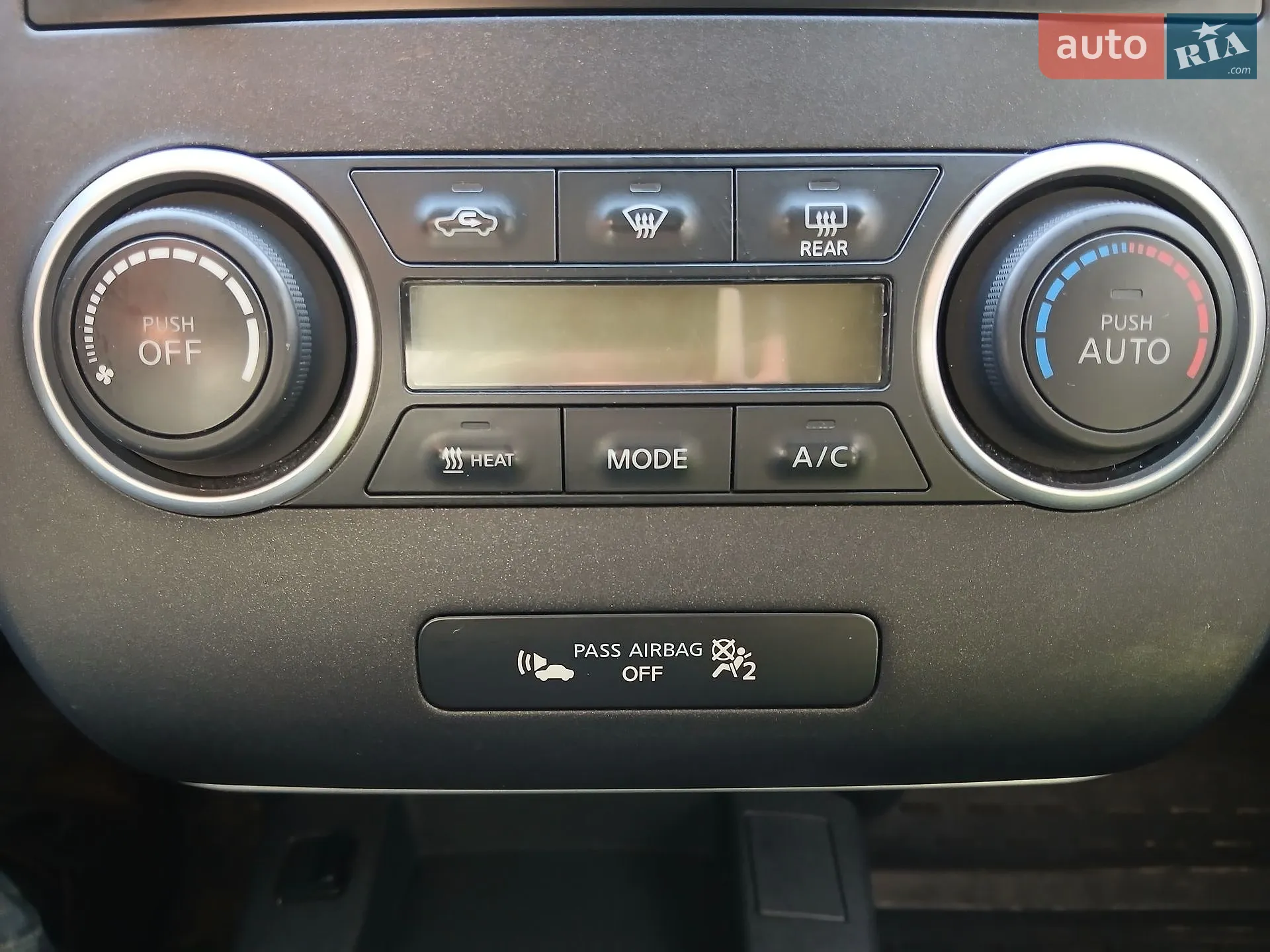 2015 Nissan Leaf - мініатюра 25