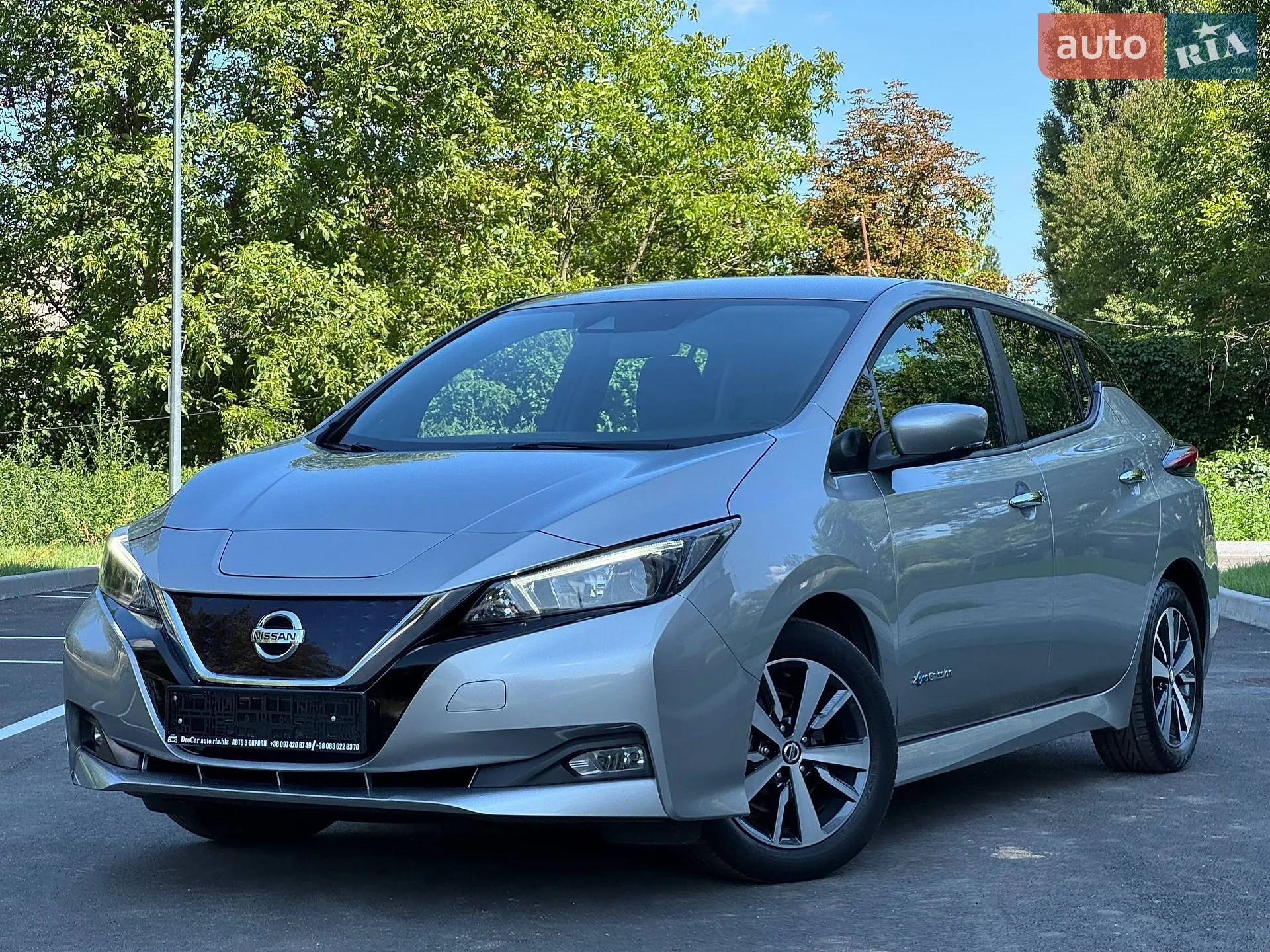 2020 Nissan Leaf - фото 1