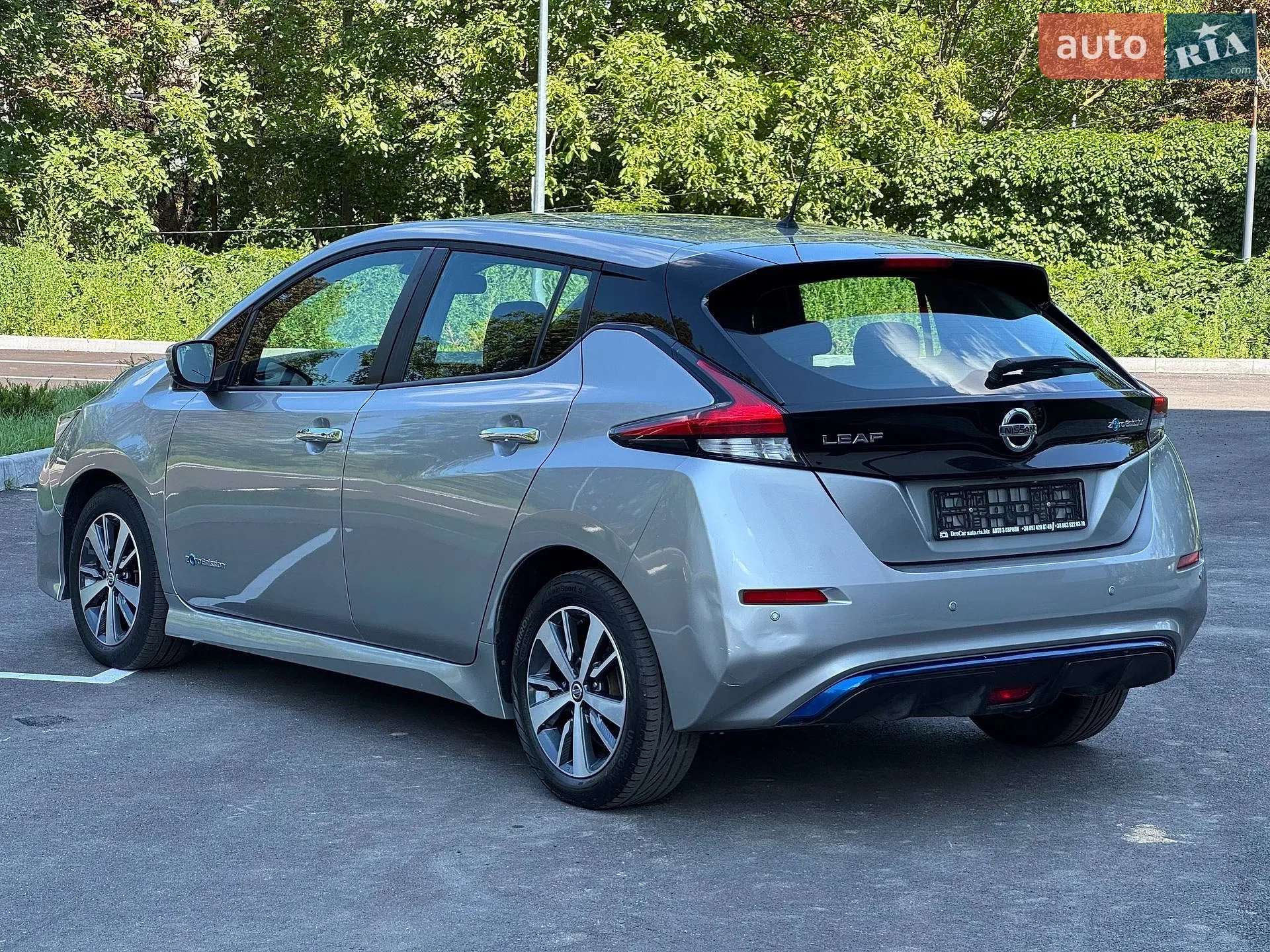 2020 Nissan Leaf - мініатюра 10