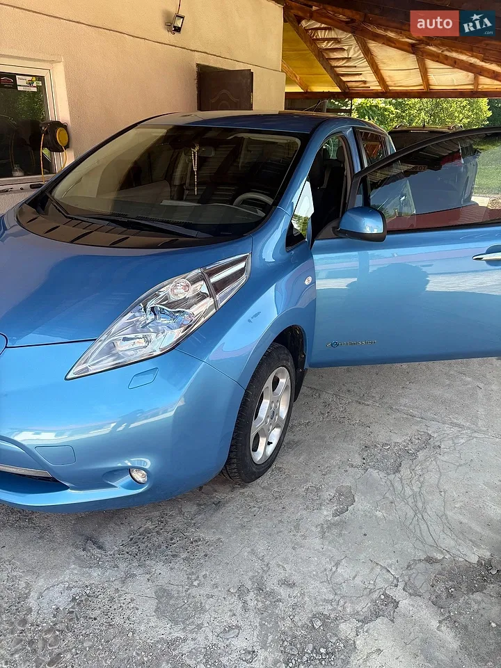 2012 Nissan Leaf - мініатюра 10