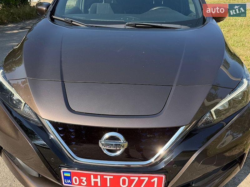Хэтчбек Nissan Leaf 2018 в Ровно