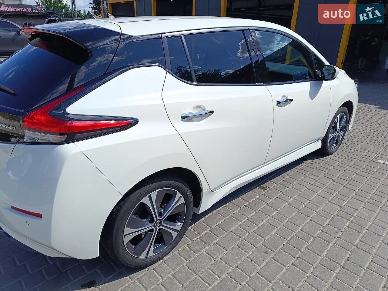2020 Nissan Leaf - мініатюра 10