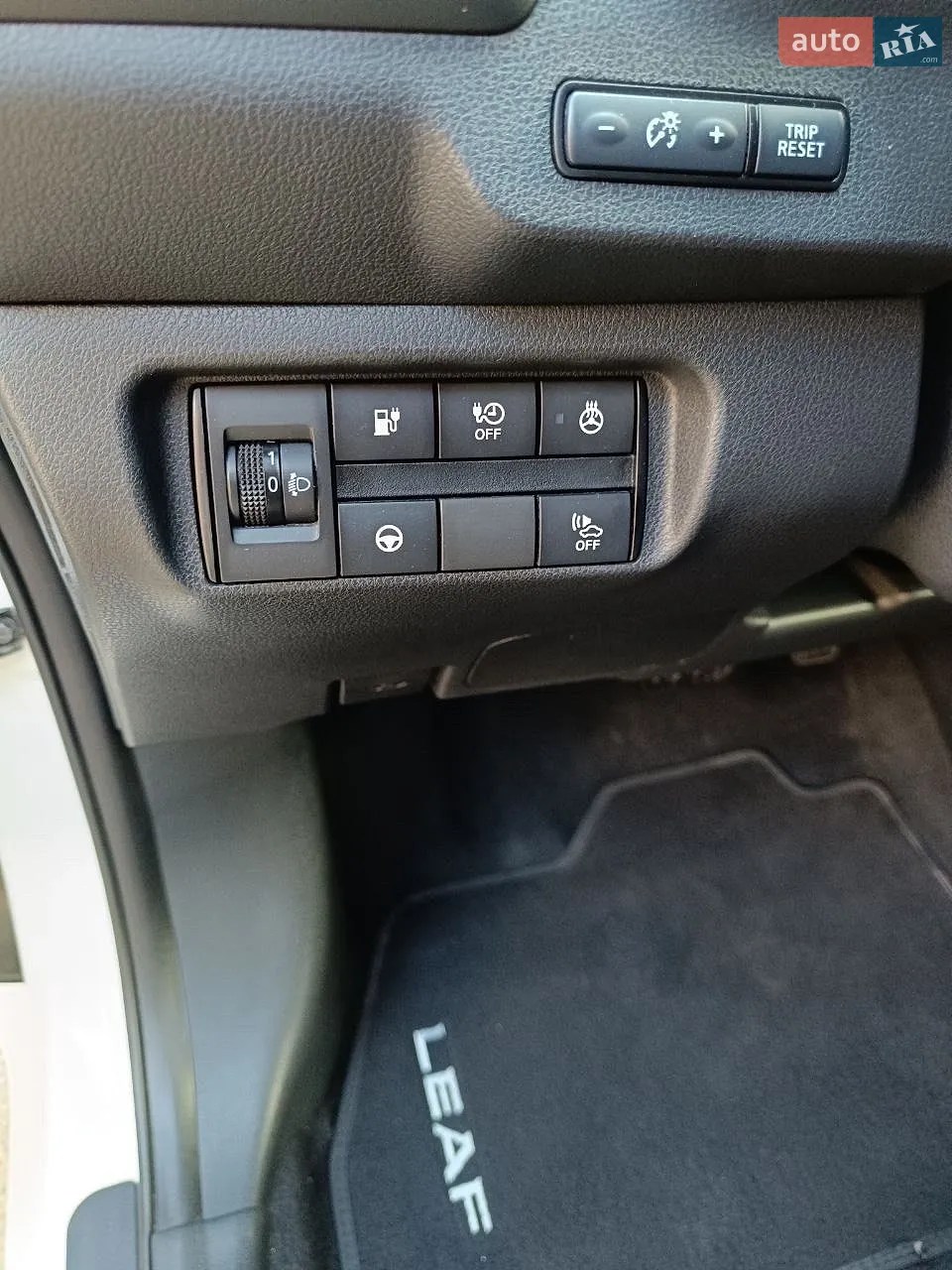 2020 Nissan Leaf - мініатюра 18