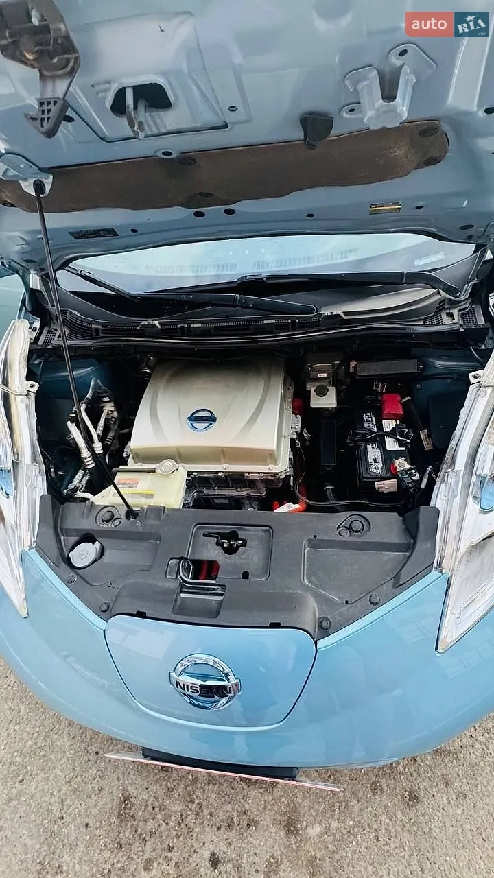 2015 Nissan Leaf - мініатюра 17