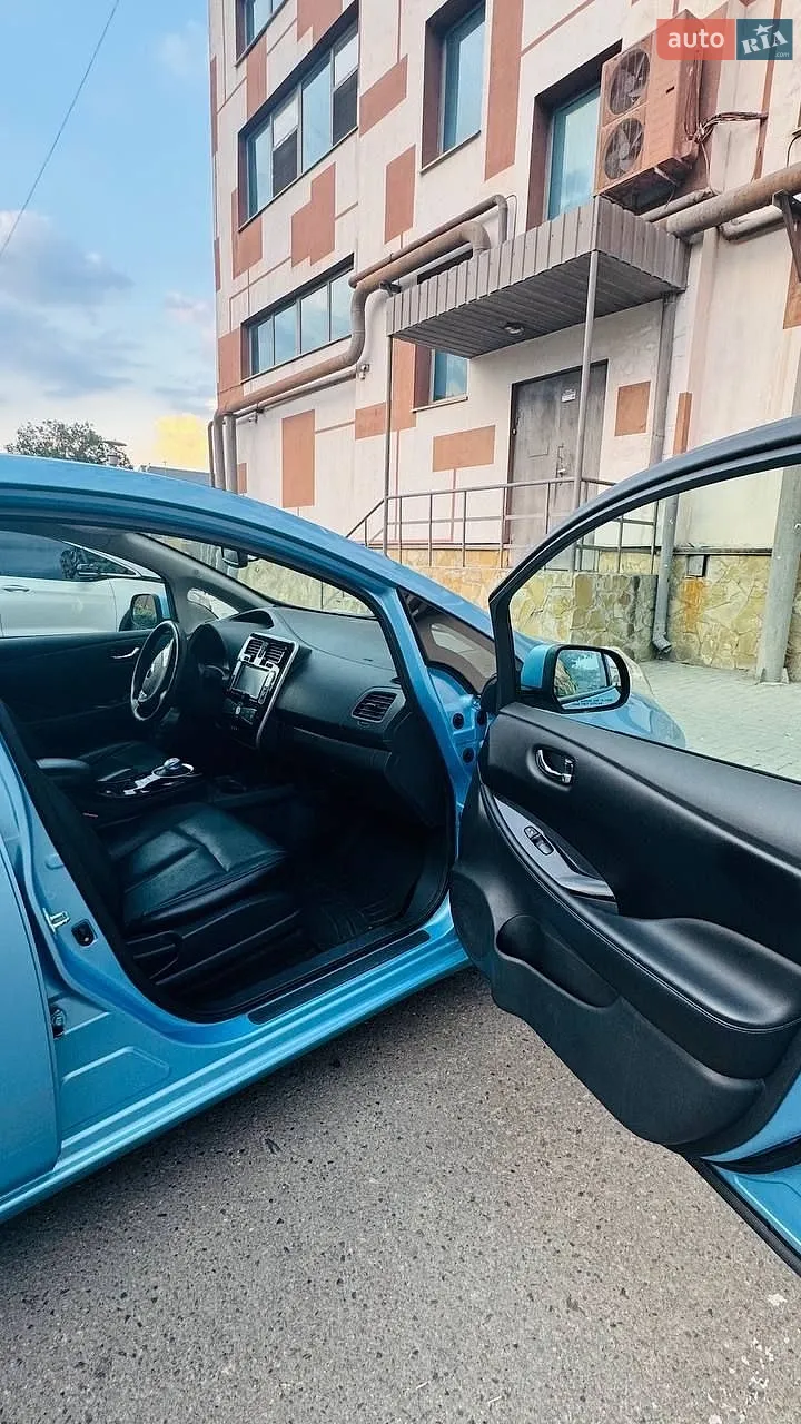 2015 Nissan Leaf - мініатюра 21