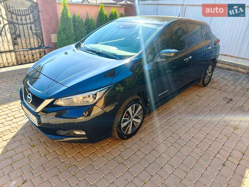 Nissan Leaf, фото из объявления