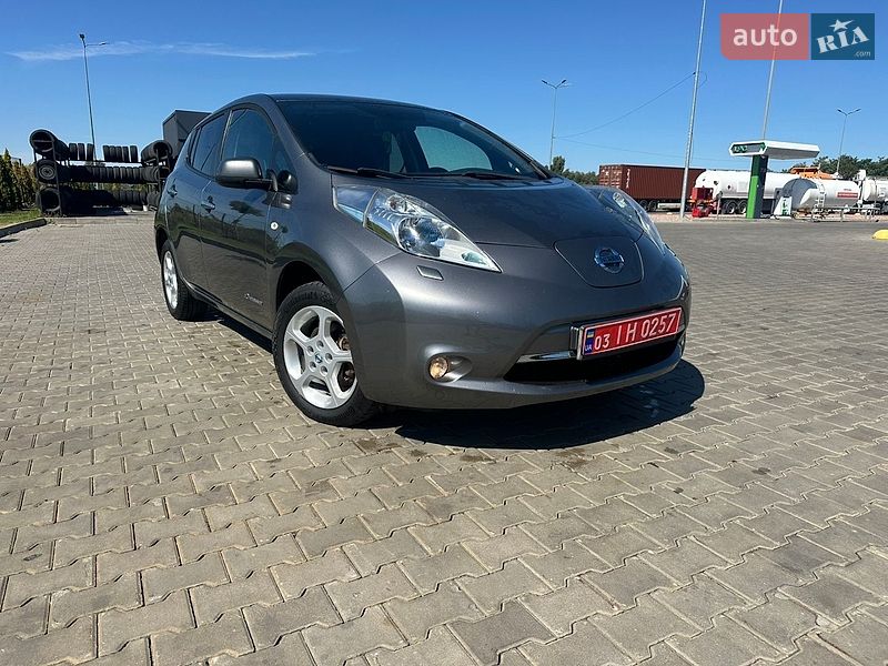 Nissan Leaf, фото из объявления
