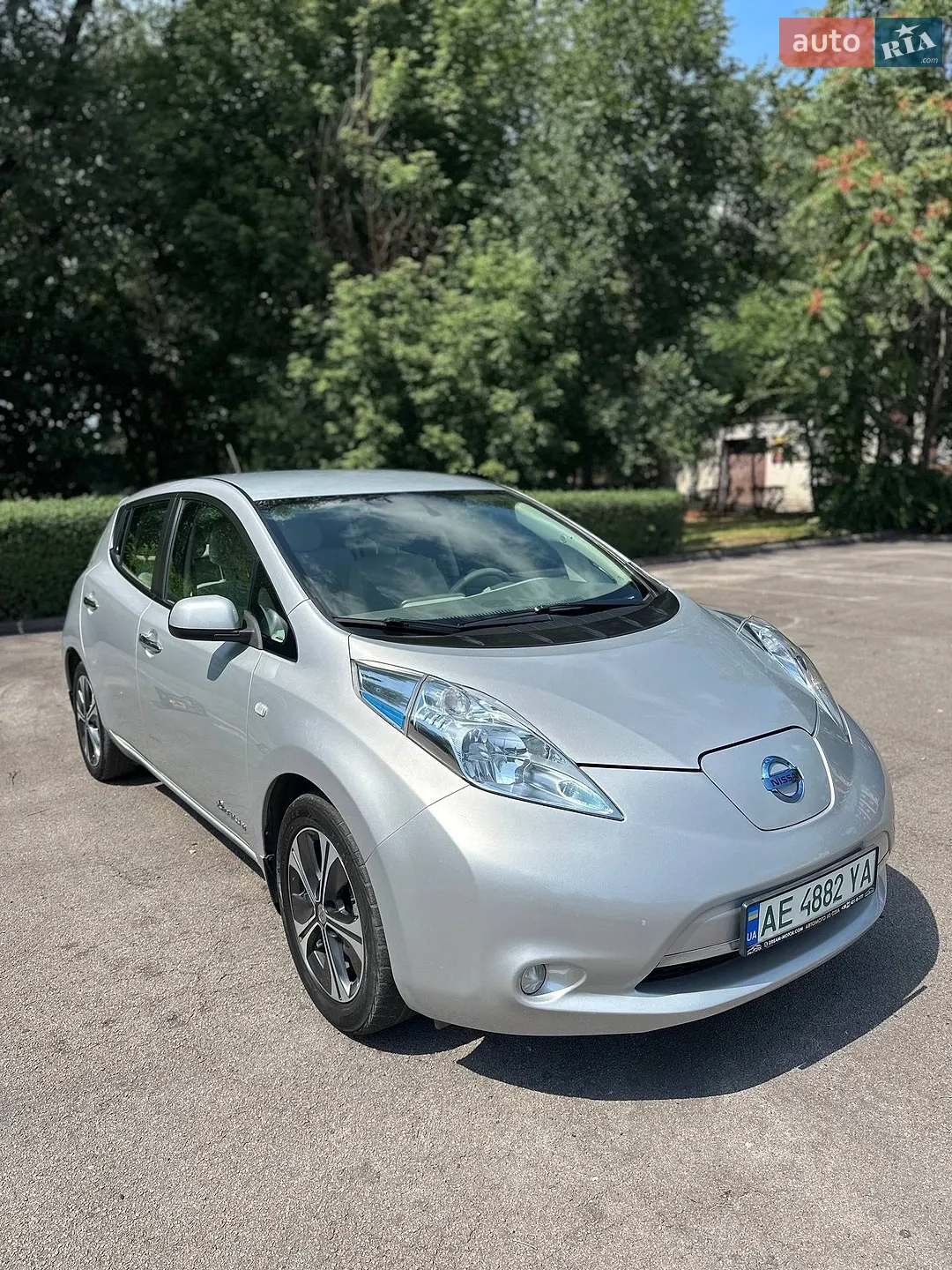 2017 Nissan Leaf - мініатюра 2