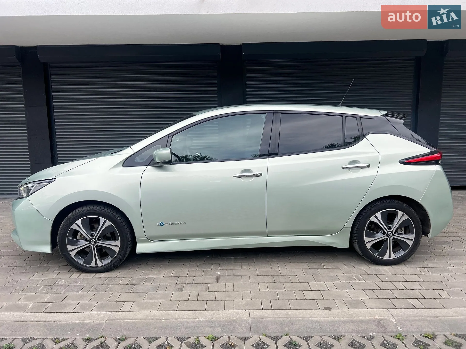 2018 Nissan Leaf - мініатюра 11