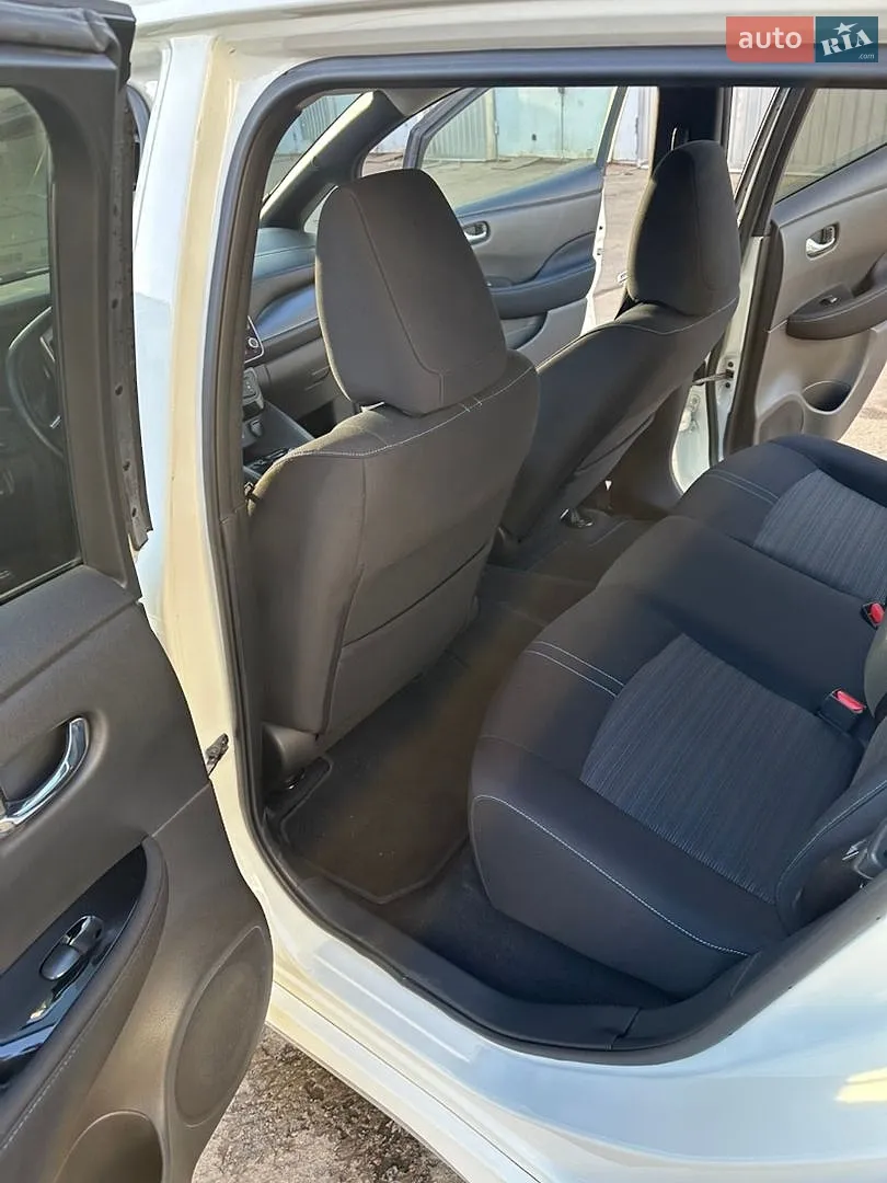 2019 Nissan Leaf - мініатюра 17
