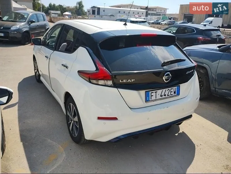 2018 Nissan Leaf - мініатюра 2