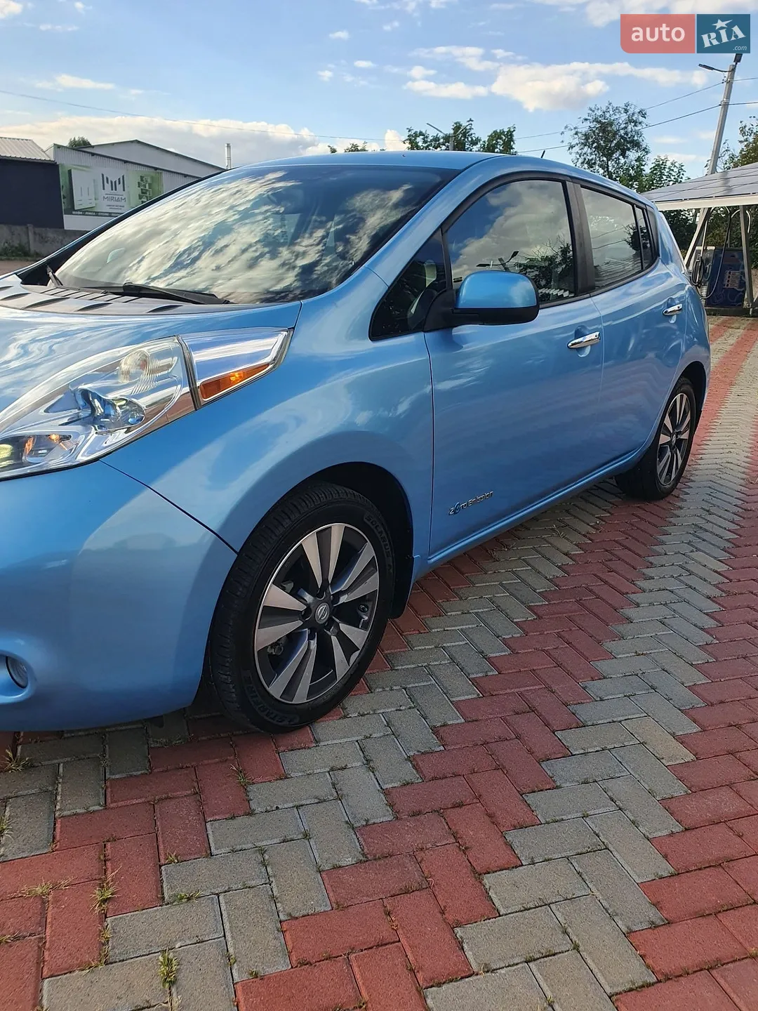 2014 Nissan Leaf - мініатюра 11