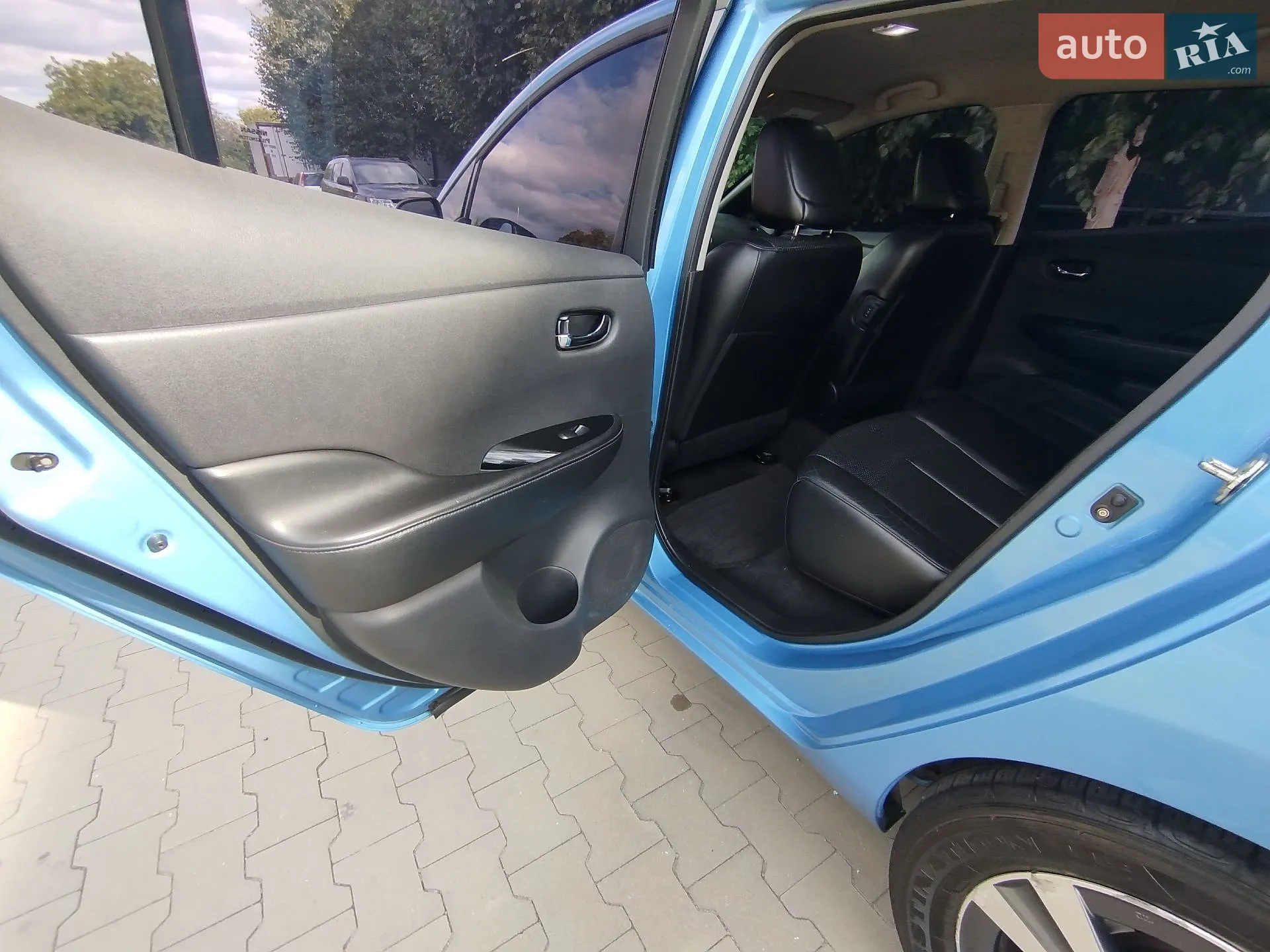 2013 Nissan Leaf - мініатюра 16