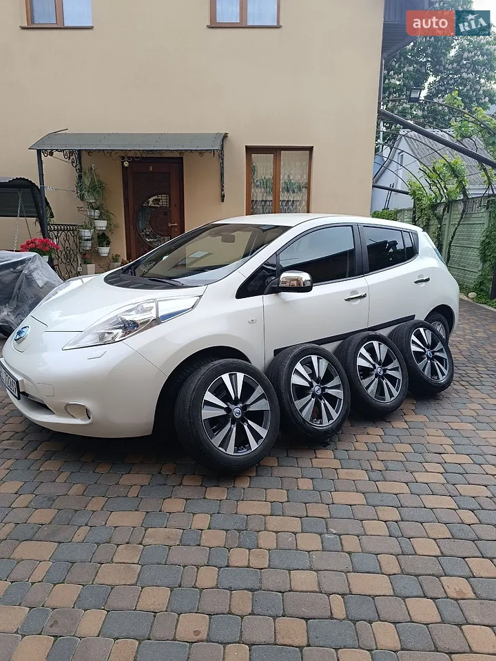 2016 Nissan Leaf - мініатюра 6