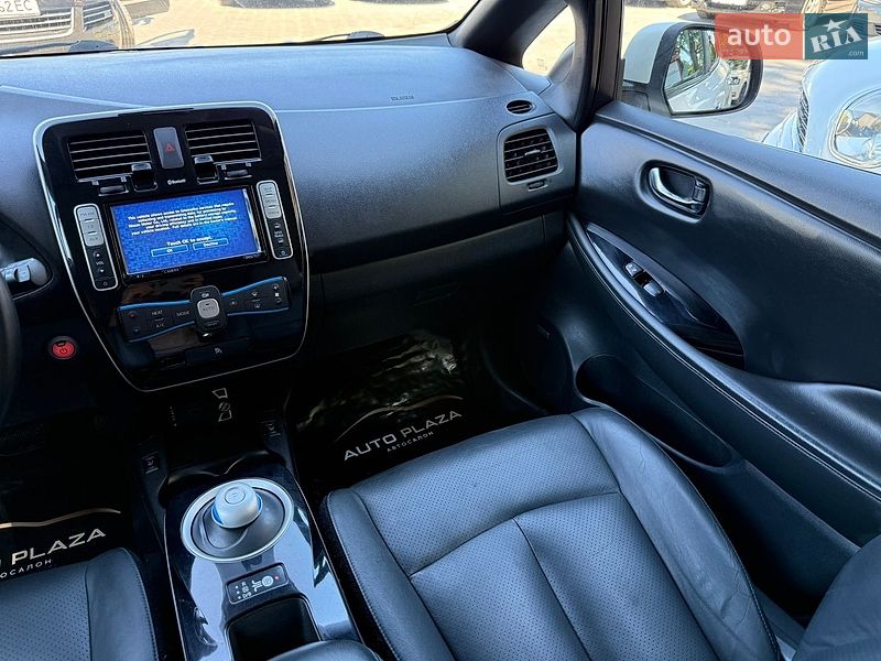 Хэтчбек Nissan Leaf 2013 в Одессе