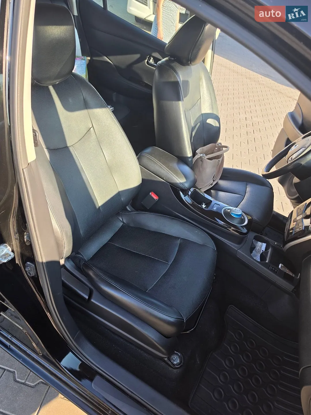2013 Nissan Leaf - мініатюра 14
