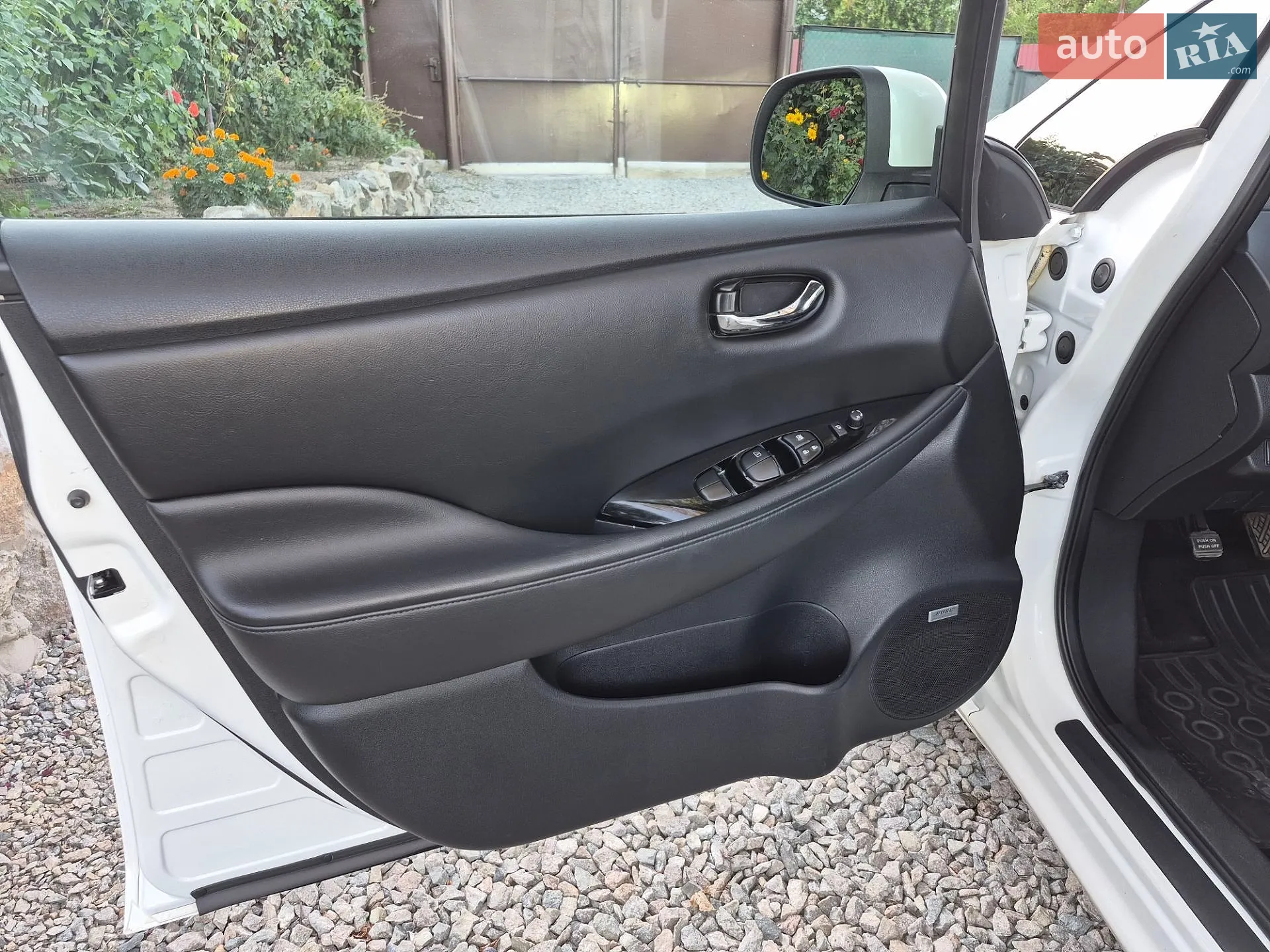 2014 Nissan Leaf - мініатюра 23