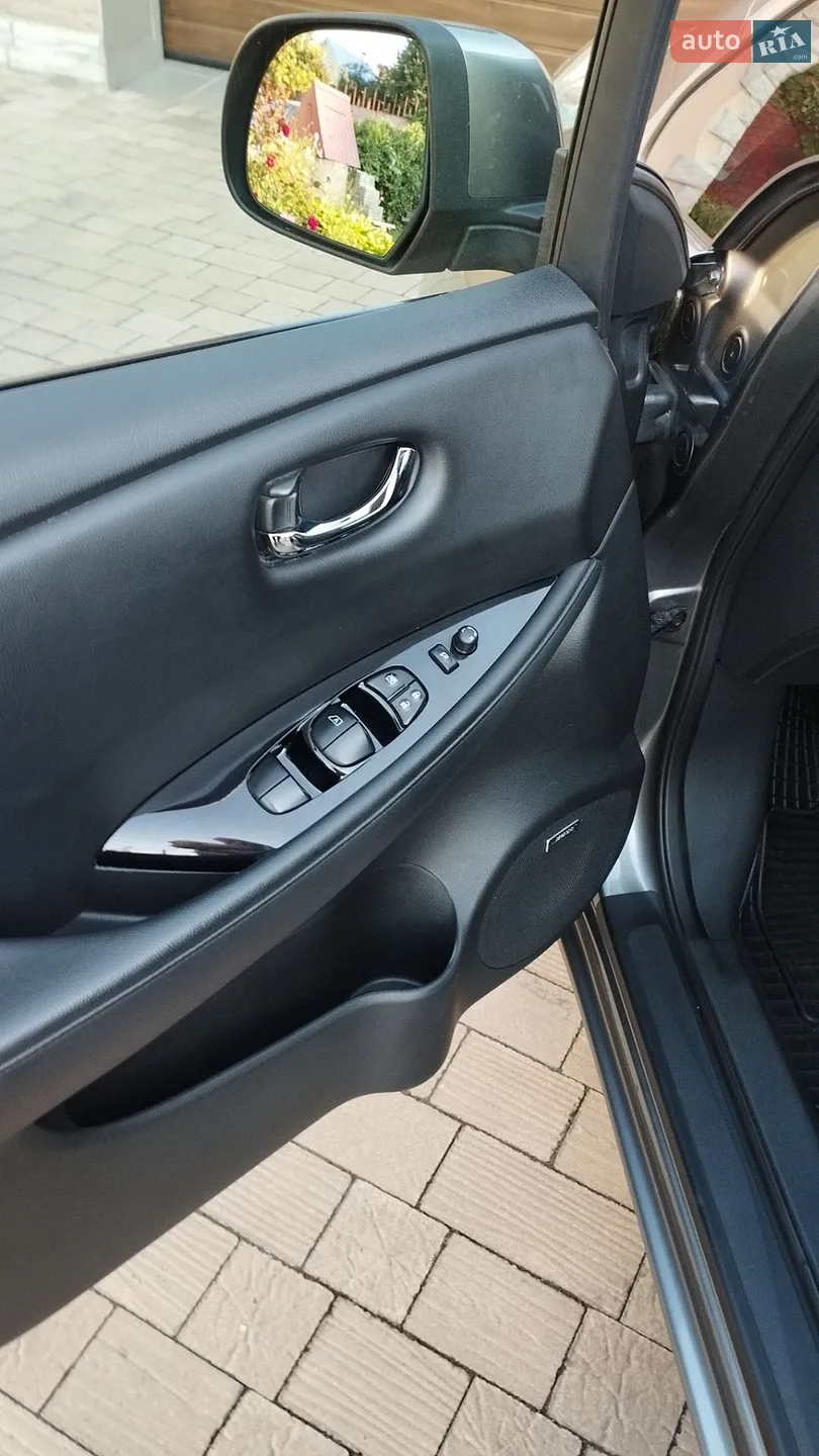 2013 Nissan Leaf - мініатюра 9
